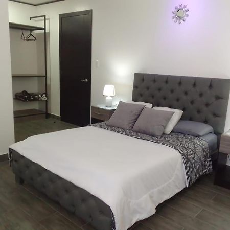 Jardines Ambato Hotel Екстериор снимка
