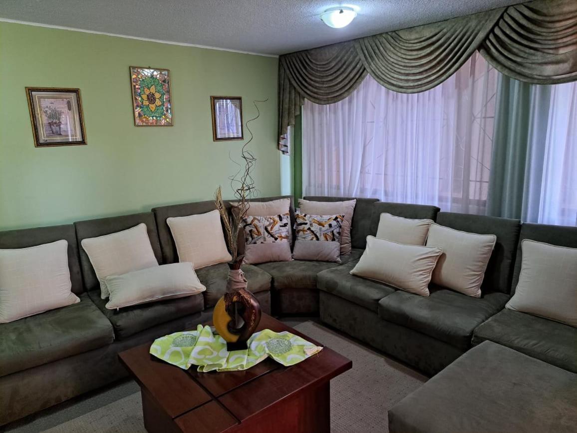 Jardines Ambato Hotel Екстериор снимка